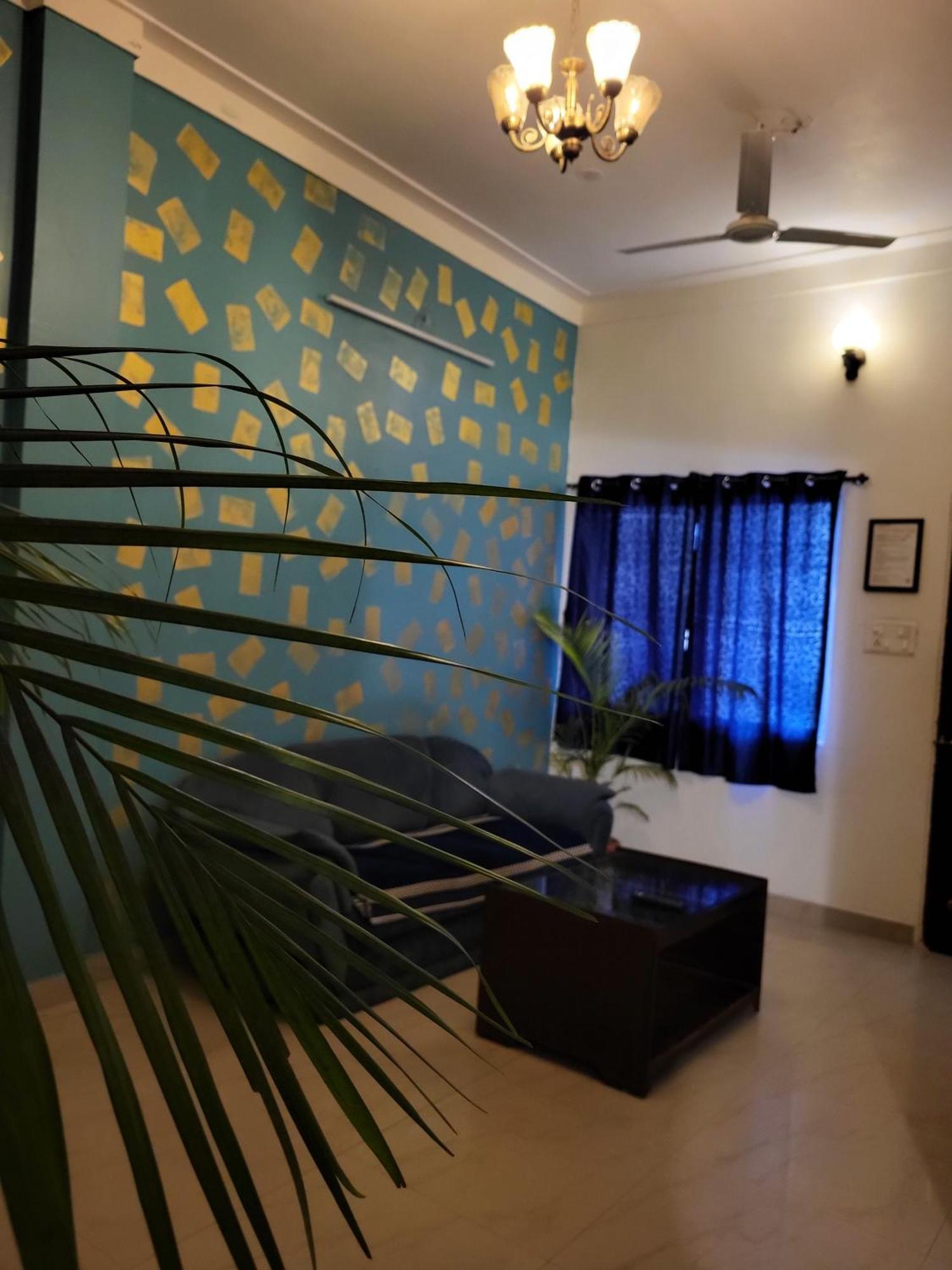 Blue Beds Homestay, Exotic 2Bhk Ac House Jabalpur Exterior foto